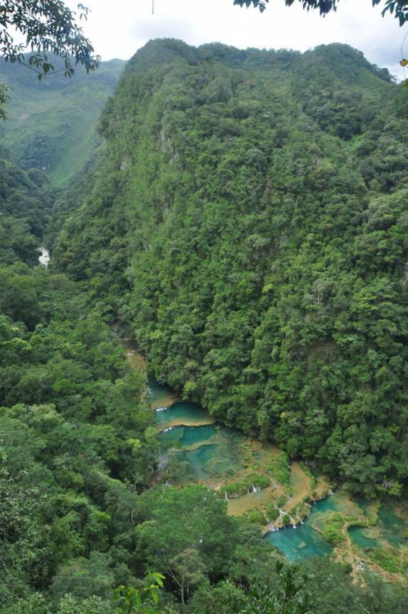 A mágica visão do mirante de Semuc Champey, na Guatemala